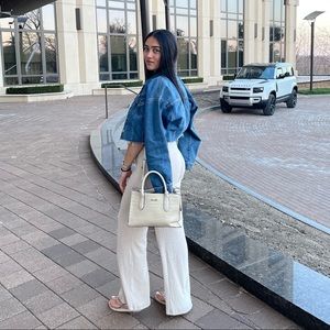 Meet your Posher, Jesmarie